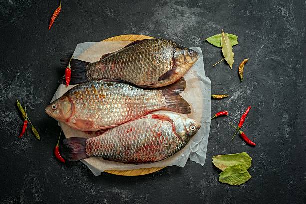 Ikan Mas Merah Segar di kupu